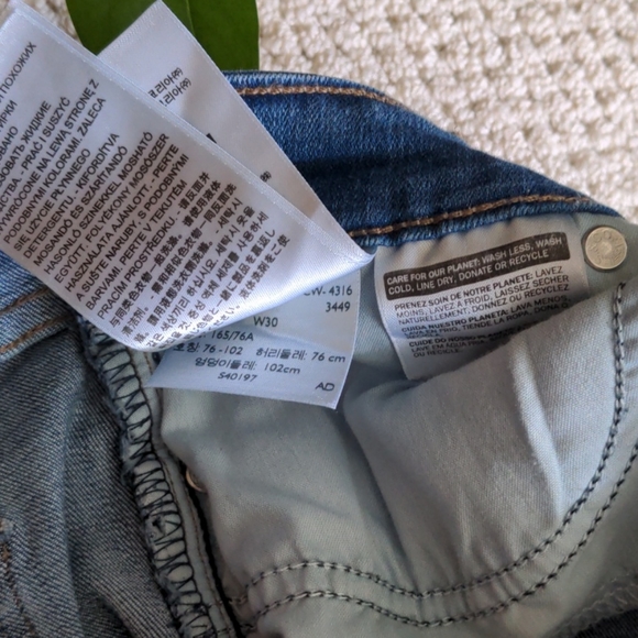 Levi's Mid Rise Skinny - Picture 3 of 4